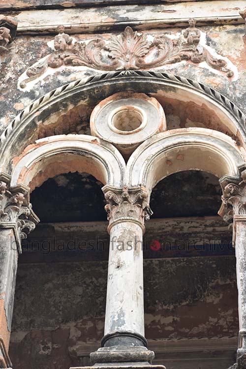 পানাম নগরীর বাড়িগুলোতে ব্যাবহারীত নিখুঁত নকশা