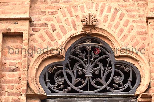 পানাম নগরীর বাড়িগুলোতে ব্যাবহারীত নকশা