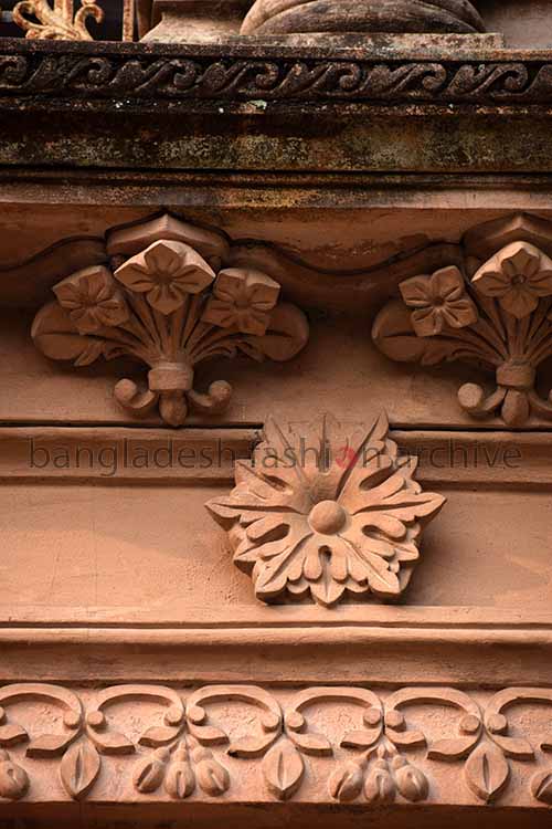 পানাম নগরীর বাড়িগুলোতে ব্যাবহারীত নকশা