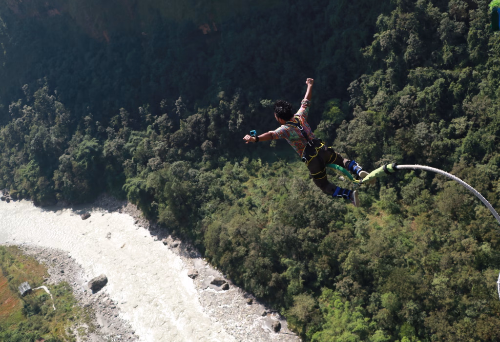 Bungee jumping in Kushma